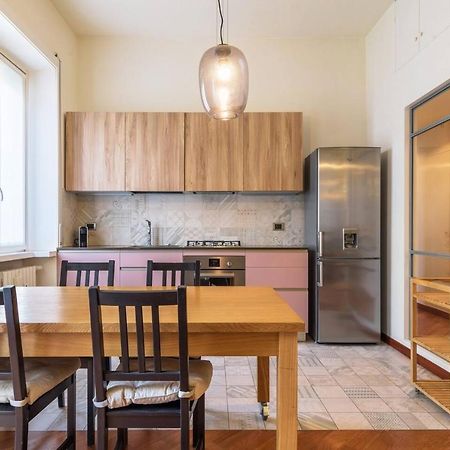 Colored And Spacious Flat Close To Navigli By Easylife Милано Екстериор снимка